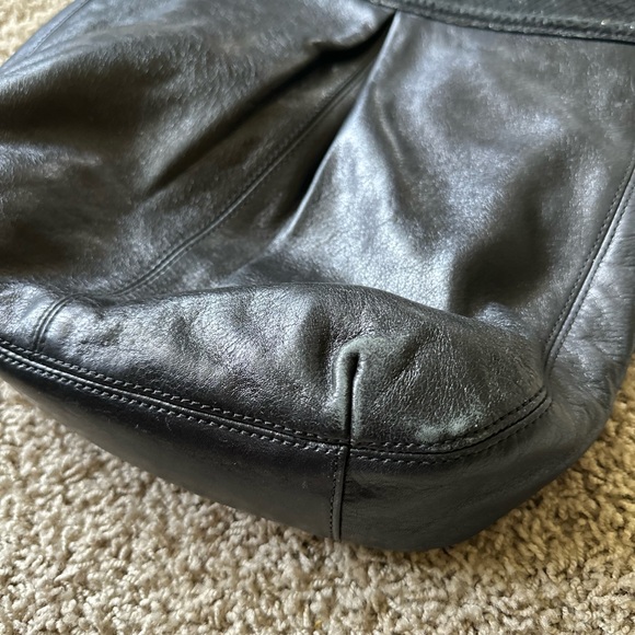 Coach Ashley Leather Hippie Crossbody Bag - Picture 4 of 9